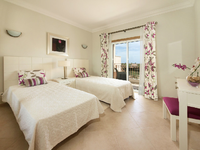 slide-03